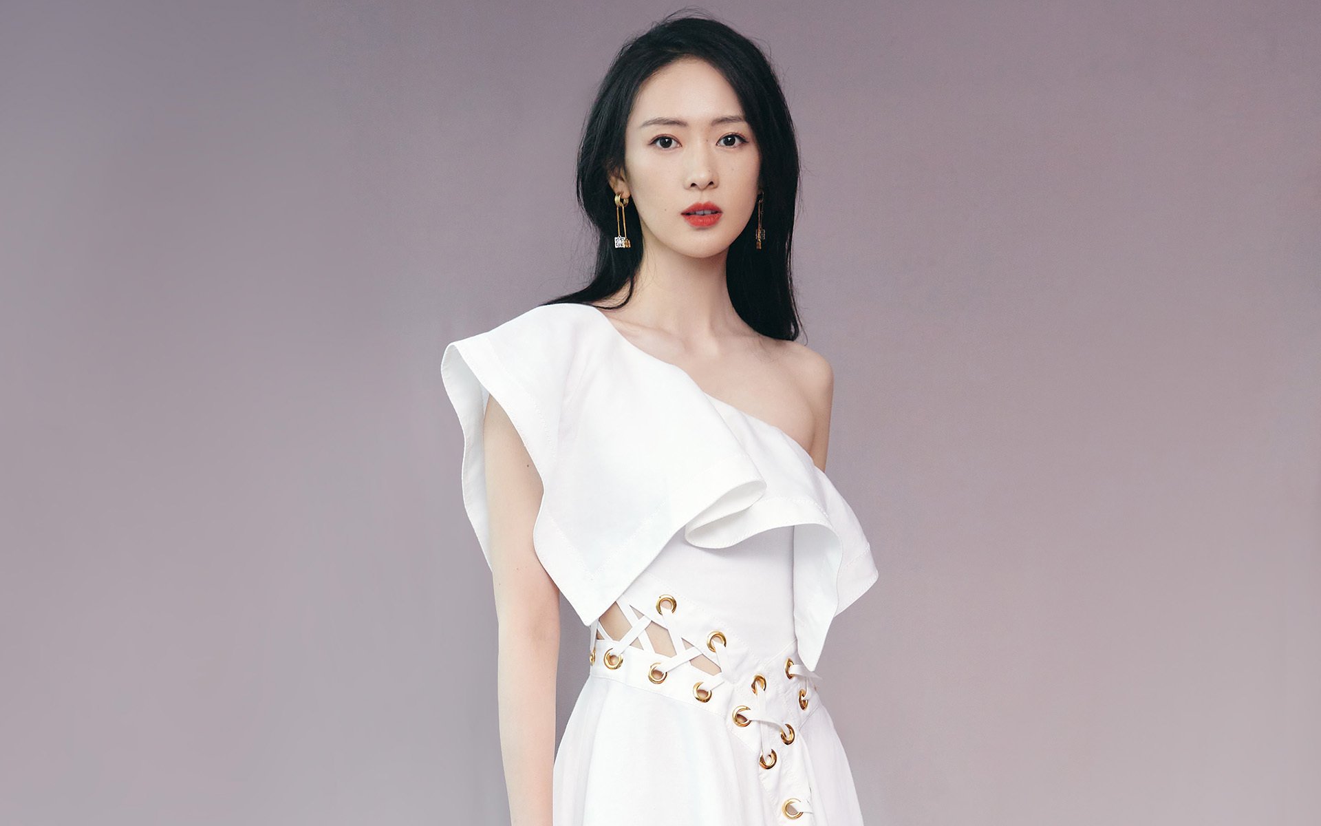 中国男足在巴黎奥运会比赛中以3-0击败几内亚,中国男足在奥运会上的成绩